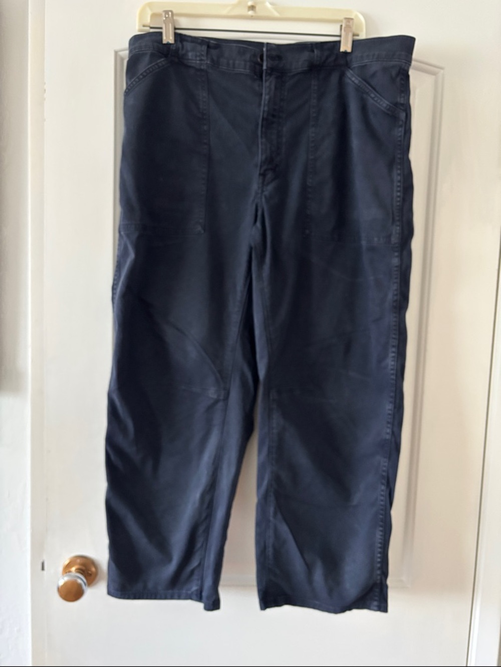 Madewell Dark Navy Cotton Twill Cargo Pants, cropped